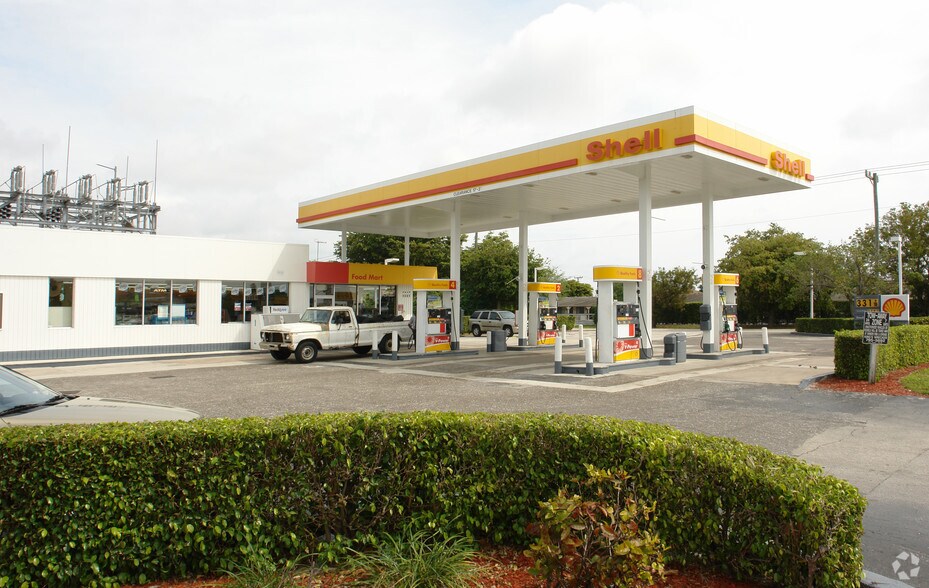 1301 Hypoluxo Rd, Lake Worth, FL for sale - Building Photo - Image 2 of 3