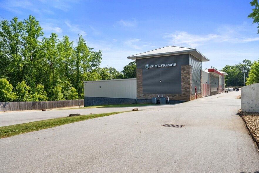 1737 Old Central Rd, Central, SC à louer - Photo du bâtiment - Image 3 de 3