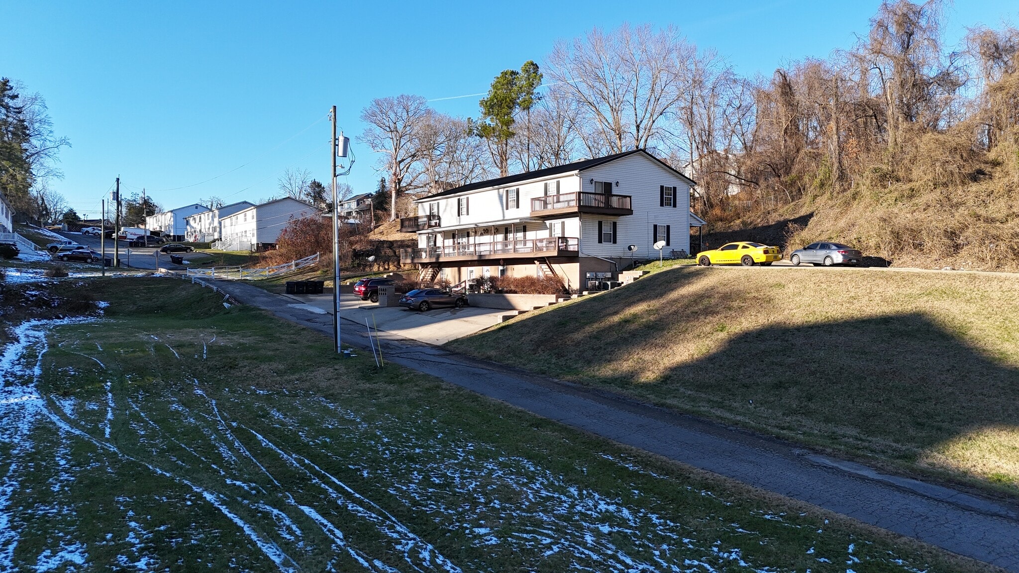 751 Hunt St, Ashland, KY for sale Primary Photo- Image 1 of 42