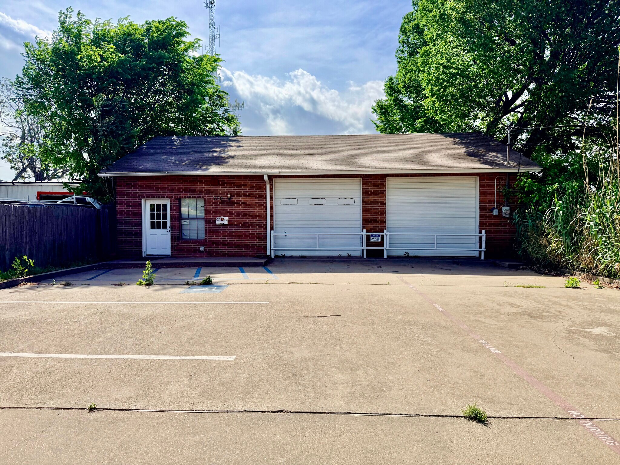 730 Wainwright St, Denton, TX à louer Photo du bâtiment- Image 1 de 15