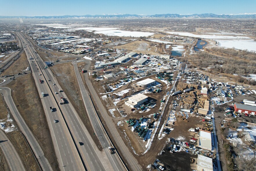 9725 Brighton Rd, Henderson, CO à vendre - Photo du bâtiment - Image 2 de 7