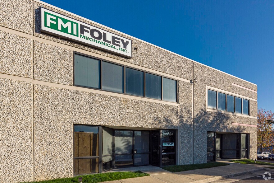 8390 Terminal Rd, Lorton, VA for lease - Building Photo - Image 3 of 31