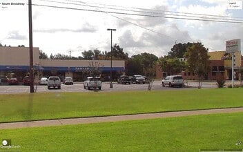 7916 S Broadway Ave, Tyler, TX for lease Building Photo- Image 1 of 1