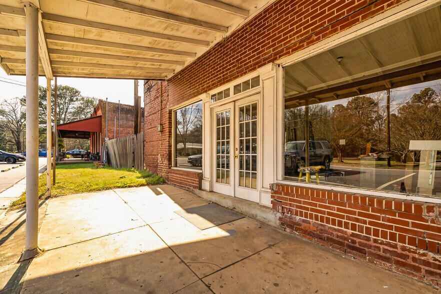 11 Hunter st, Senoia, GA à vendre - Photo du bâtiment - Image 2 de 11