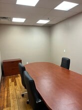 521 Mount Hope St, North Attleboro, MA à louer Photo intérieure- Image 2 de 6