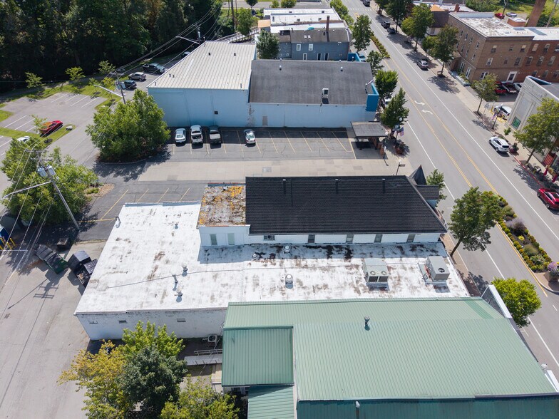 32-34 Main St, Perry, NY à vendre - Photo du bâtiment - Image 3 de 17