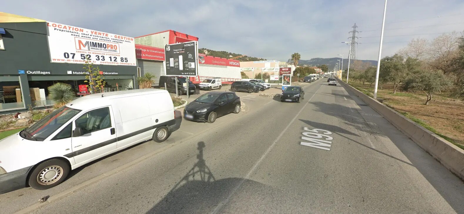 Flex in Saint-Laurent-du-Var for lease Building Photo- Image 1 of 5