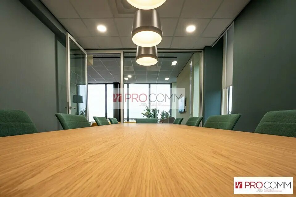 Bureau dans Chartres à louer Photo du bâtiment- Image 1 de 8