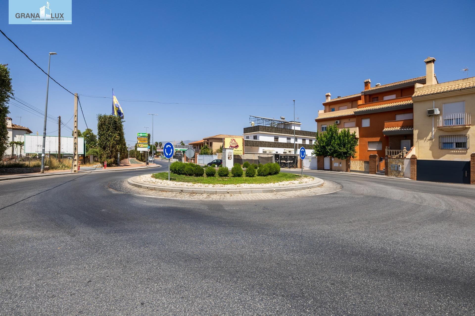 Calle Granada, 50, Ogíjares, Granada for sale Primary Photo- Image 1 of 23