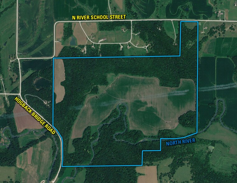 2132 N River School Rd, Winterset, IA à vendre - Photo du bâtiment - Image 3 de 15