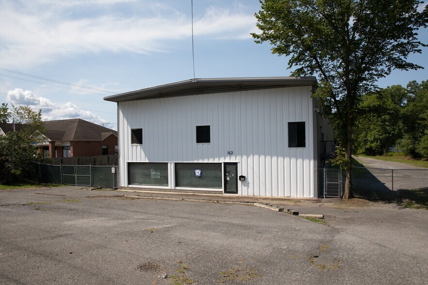 161 Temple Hill Rd, New Windsor, NY à louer - Photo du bâtiment - Image 3 de 15