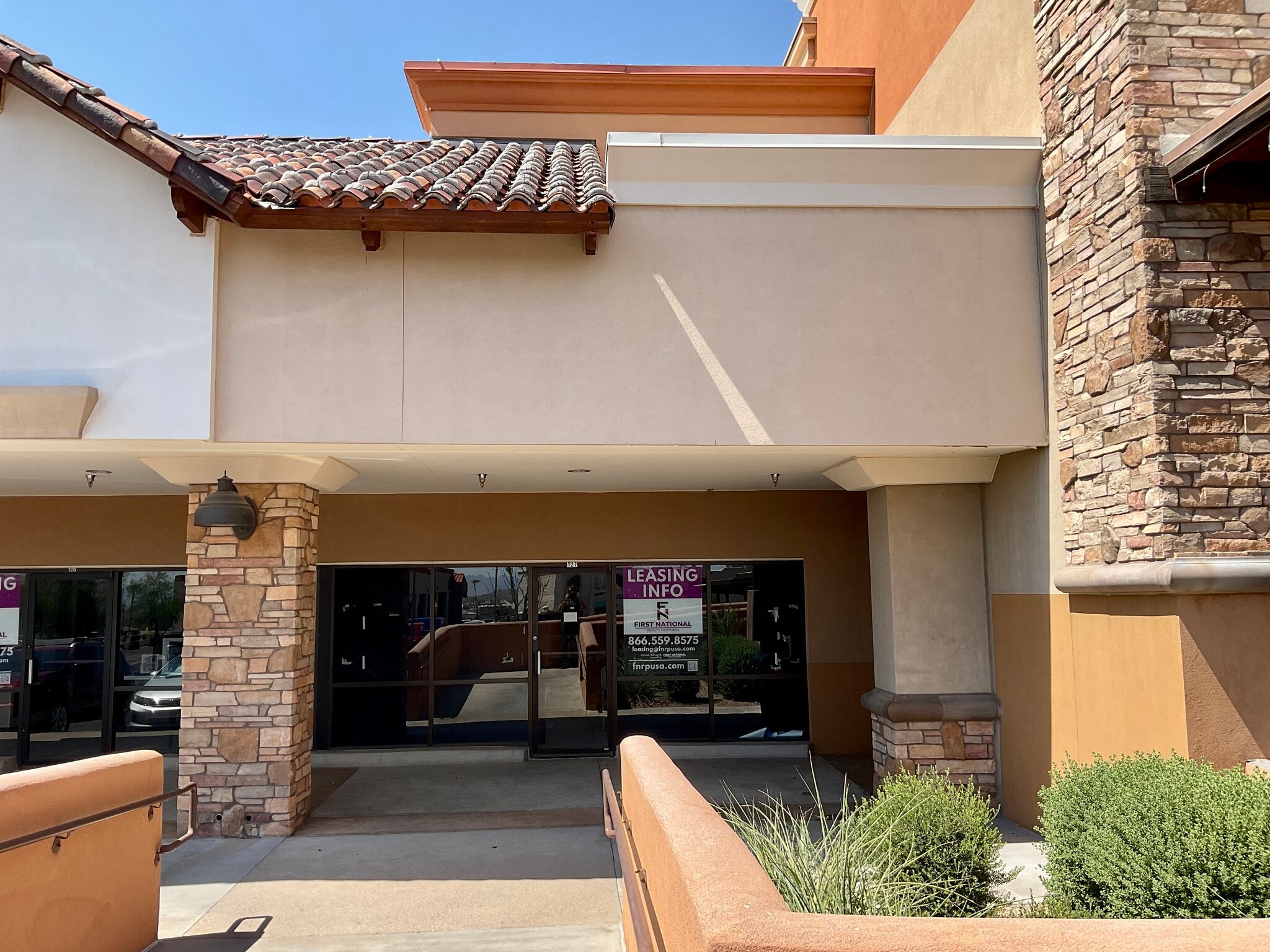 16605 Palisades Blvd, Fountain Hills, AZ for lease Building Photo- Image 1 of 1