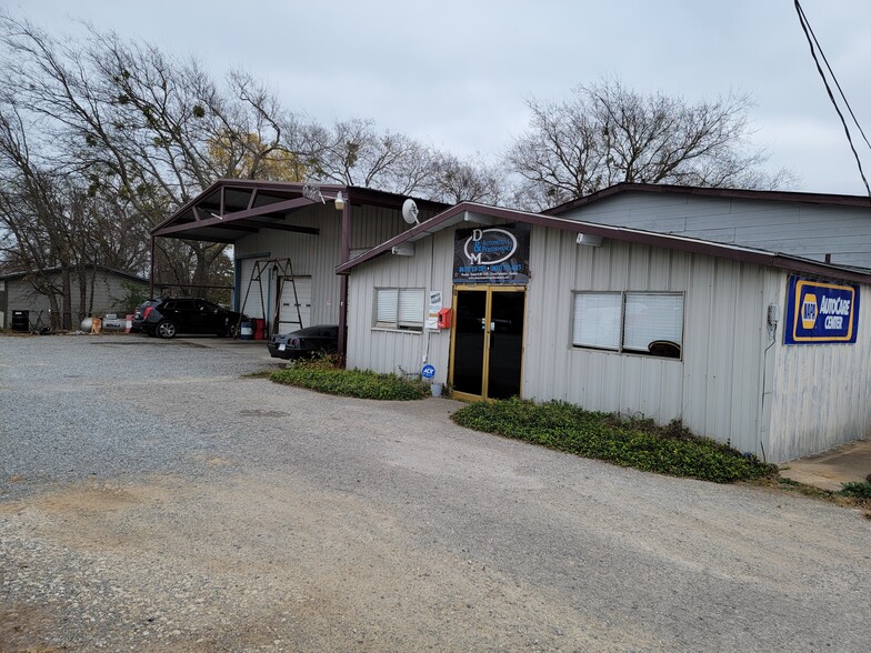 84775 N State Hwy 289, Pottsboro, TX à vendre - Photo du bâtiment - Image 1 de 1