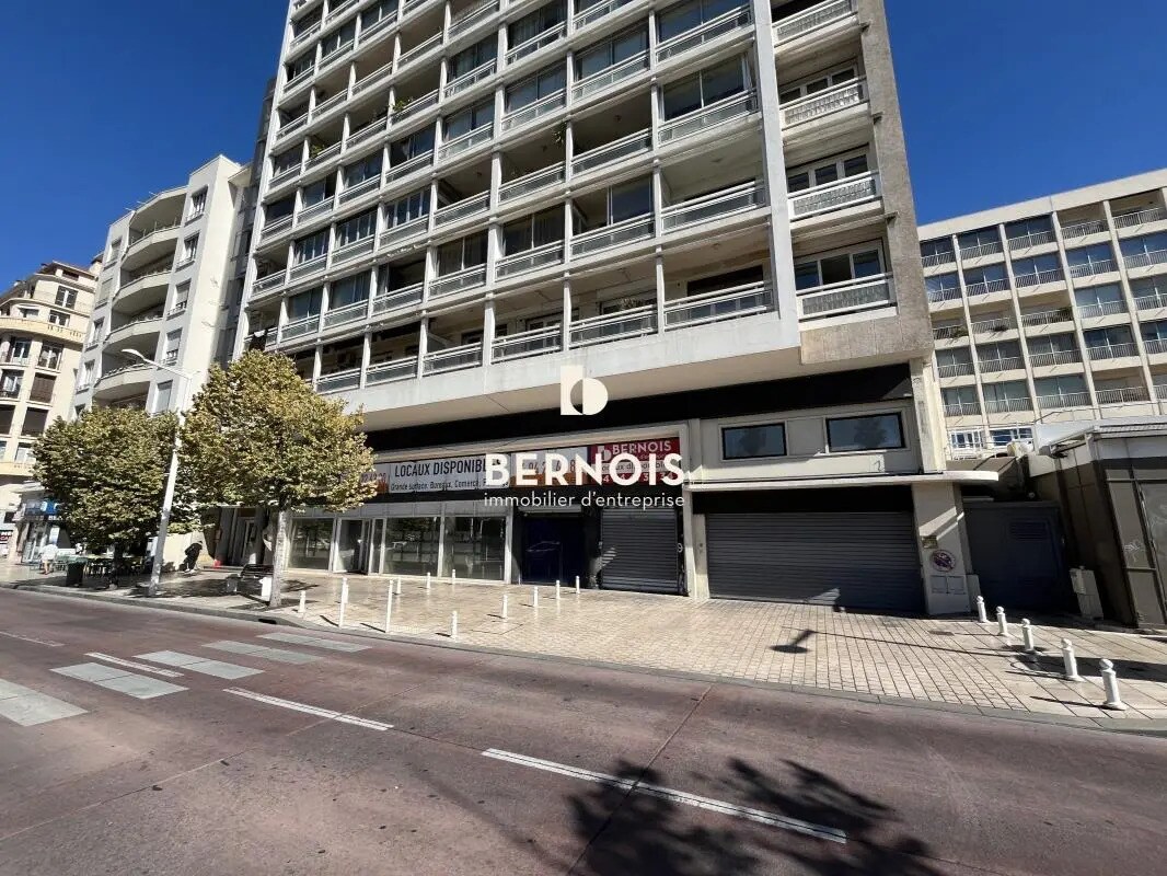 Commerce de détail dans Toulon à vendre Photo du bâtiment- Image 1 de 17