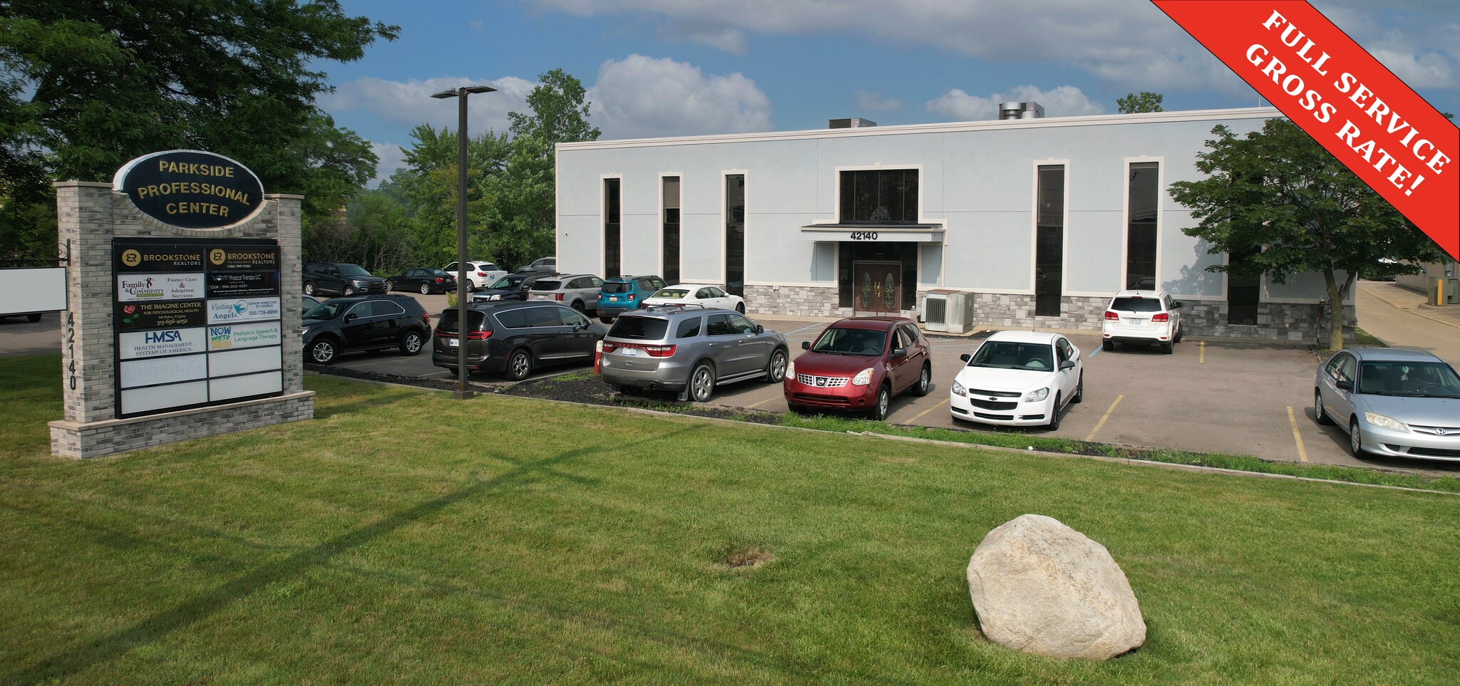 42140 Van Dyke Ave, Sterling Heights, MI à louer Photo du bâtiment- Image 1 de 2