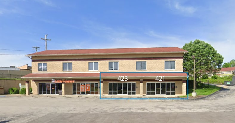 405-427 Droste Rd, Saint Charles, MO for lease Building Photo- Image 1 of 5