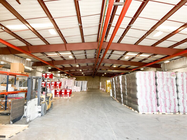 921 E 66th, Lubbock, TX à vendre - Photo du bâtiment - Image 3 de 11