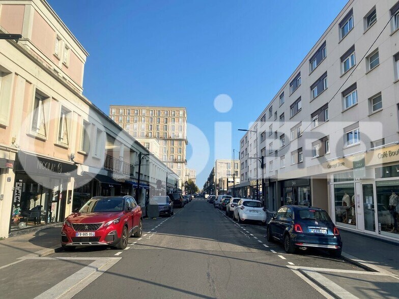 Industriel dans Le Havre à louer - Photo du bâtiment - Image 2 de 2