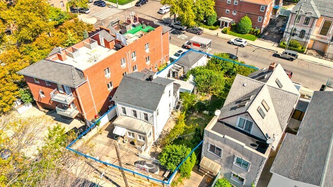 Plus de détails pour 1163 Sheepshead Bay Rd, Brooklyn, NY - Multi-résidentiel à vendre