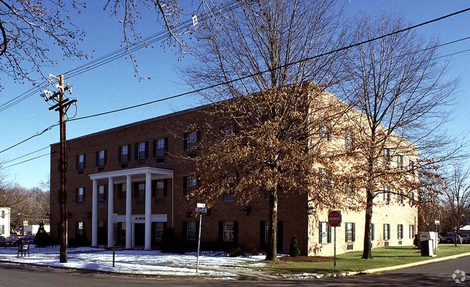 76 Euclid Ave, Haddonfield, NJ for sale - Primary Photo - Image 1 of 14