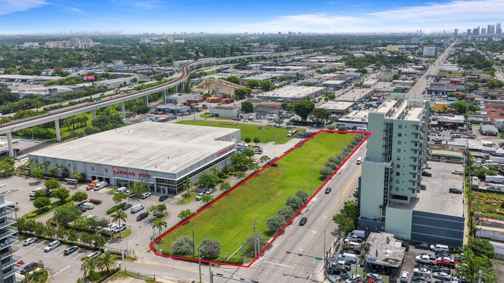 3565 NW 36th St, Miami, FL à vendre - Photo du bâtiment - Image 3 de 13