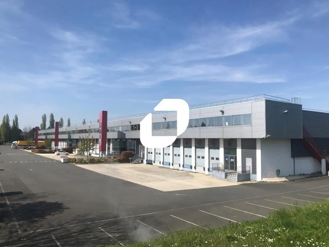 8-10 Avenue D'Oceanie, Les Ulis for lease Building Photo- Image 1 of 13