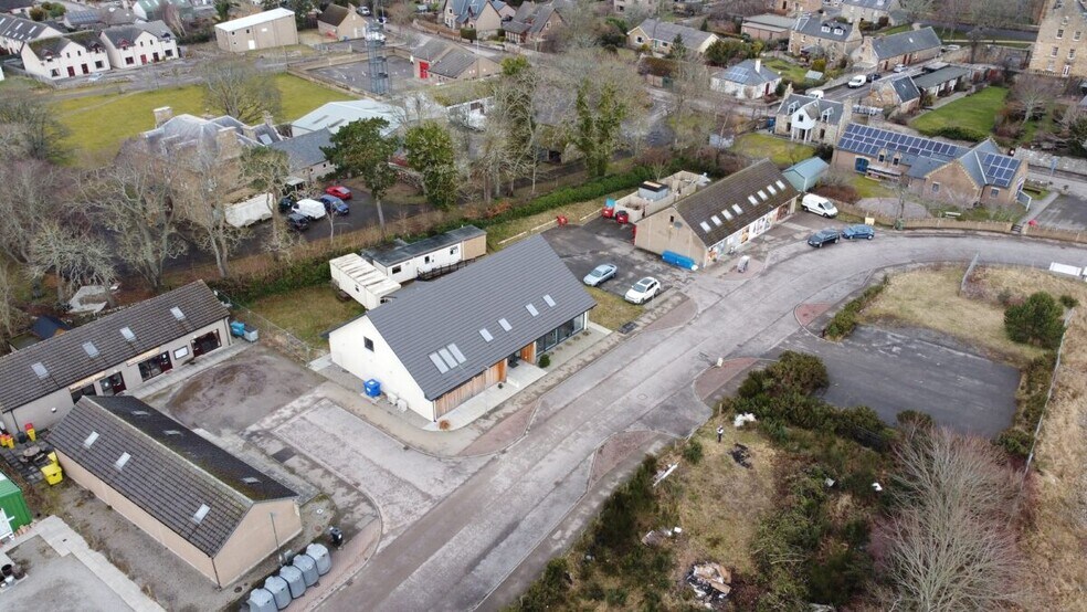 3 The Mdws, Dornoch for lease - Aerial - Image 2 of 2