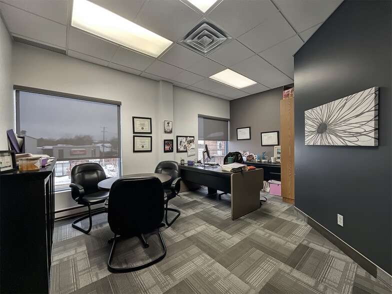 3750 Boul Du Royaume, Saguenay, QC à louer - Photo du bâtiment - Image 2 de 35