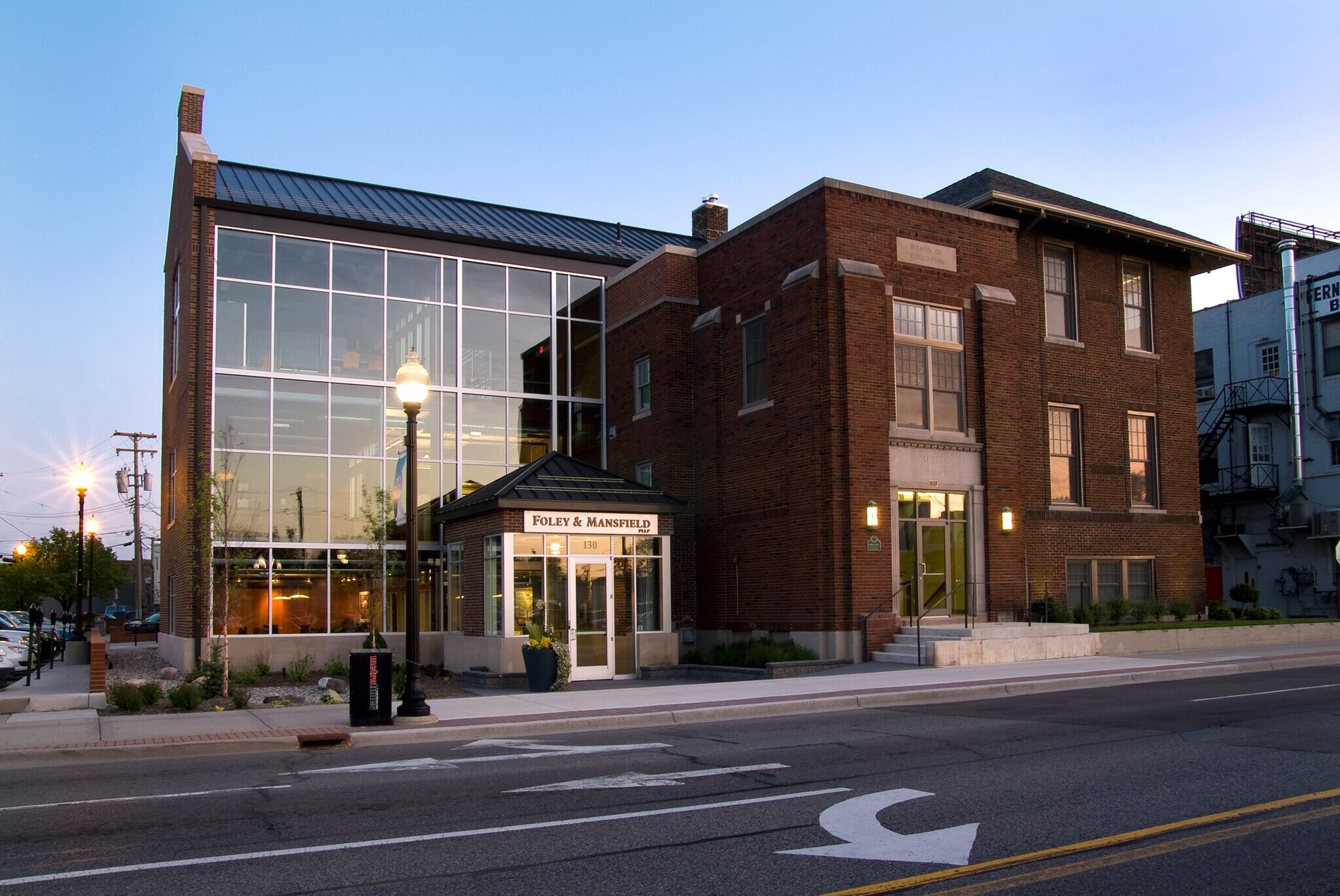 130 E Nine Mile Rd, Ferndale, MI à vendre Photo du bâtiment- Image 1 de 16