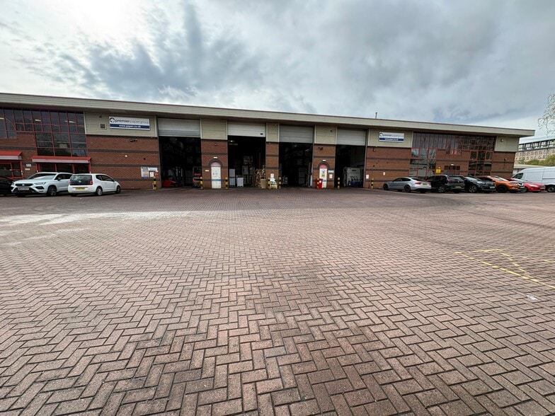 Bridgewater Rd, Leeds for lease - Building Photo - Image 3 of 12