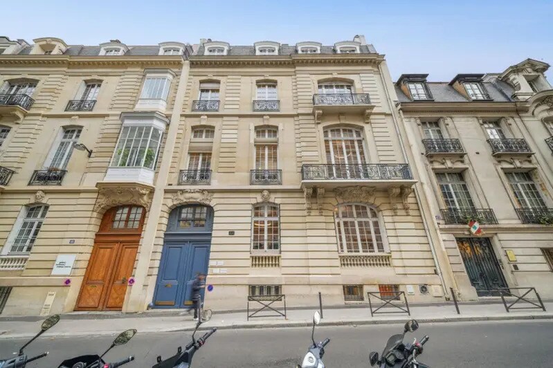 44 Rue Copernic, Paris à louer - Photo du bâtiment - Image 1 de 21