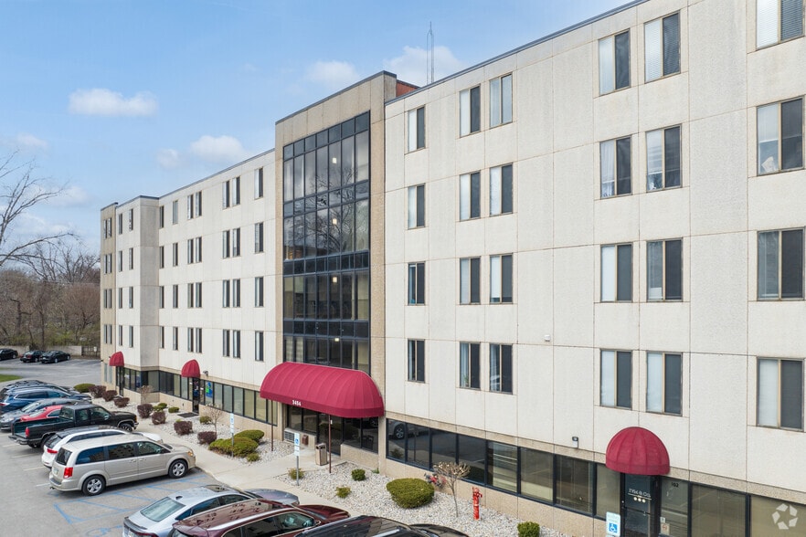 3454 Oak Alley Ct, Toledo, OH à louer - Photo du bâtiment - Image 2 de 6