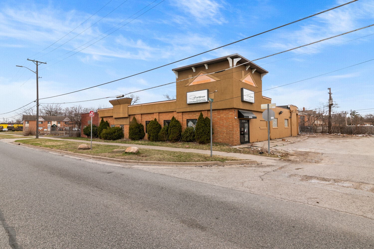 26110 Michigan Ave, Inkster, MI for sale Primary Photo- Image 1 of 29