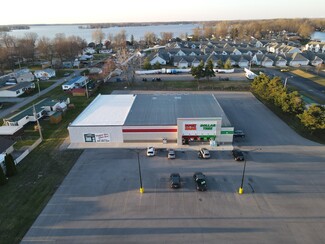 Plus de détails pour 7992 State Route 366, Russells Point, OH - Vente au détail à vendre