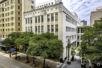 More details for 217-219 E Houston St, San Antonio, TX - Office for Lease