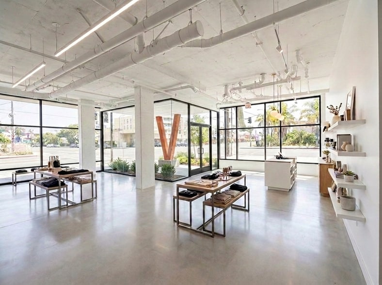 5365 Crenshaw Blvd, Los Angeles, CA for lease - Building Photo - Image 3 of 5