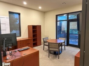 6050 Pontchartrain Blvd, New Orleans, LA à louer Photo du bâtiment- Image 2 de 2