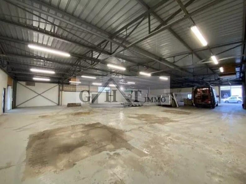 Industrial in Thorigny-sur-Marne for lease - Interior Photo - Image 2 of 6