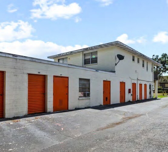 2108 Jelane Dr, Valrico, FL for sale Primary Photo- Image 1 of 13