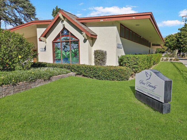 Plus de détails pour 600 Central Ave, Fillmore, CA - Commerce de détail à vendre