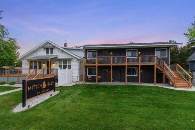 710 W Ludington Ave, Ludington, MI à vendre - Photo du bâtiment - Image 1 de 16