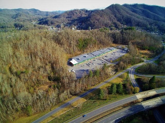 Jackson Plaza, Sylva, NC à vendre - Photo principale - Image 1 de 1