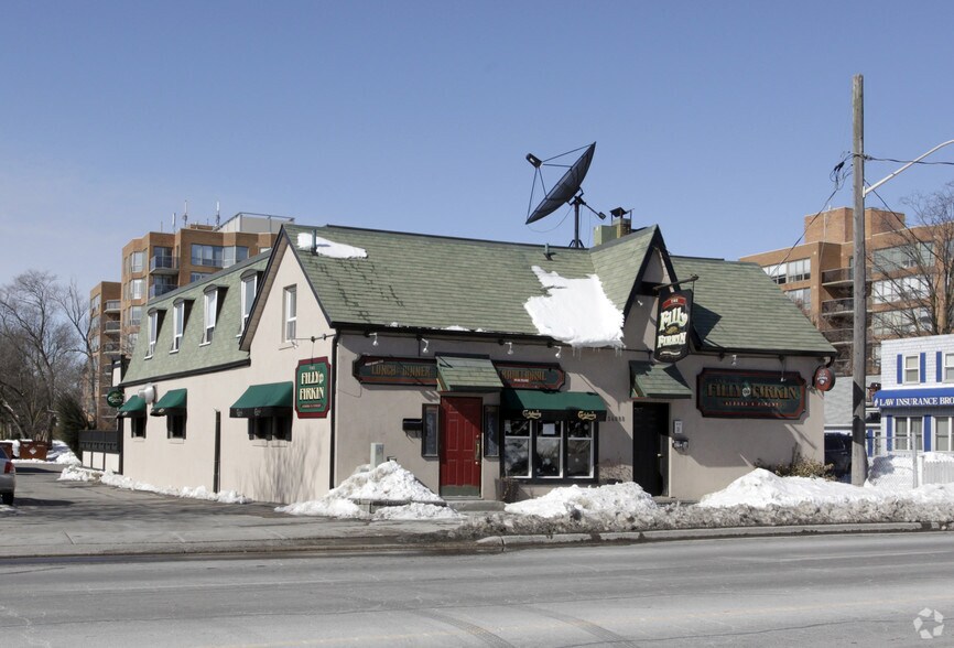 14888 Yonge St, Aurora, ON for sale - Primary Photo - Image 1 of 1