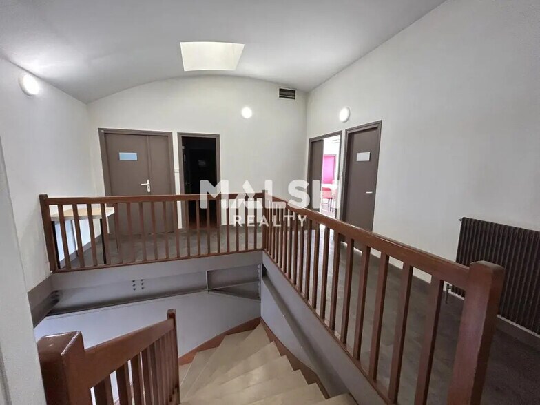 Bureau dans OULLINS-PIERRE-BÉNITE à louer - Photo intérieure - Image 3 de 11