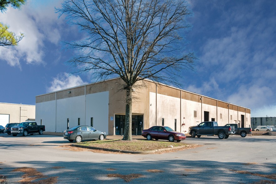 3332 One Pl, Memphis, TN for sale - Building Photo - Image 1 of 1