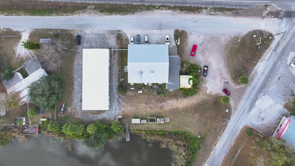 1110 Buckhead Ridge, Okeechobee, FL à vendre - Vidéo sur l’inscription commerciale - Image 2 de 39