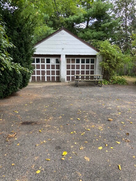 83 N Washington Ave, Bergenfield, NJ à vendre - Photo du bâtiment - Image 3 de 3