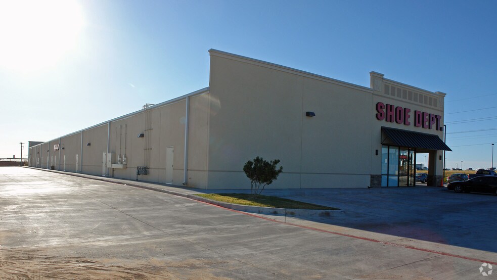 613-617 W 29th St, San Angelo, TX à louer - Photo du bâtiment - Image 3 de 11