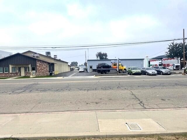 1910 Mineral King ave, Visalia, CA for sale - Building Photo - Image 2 of 2