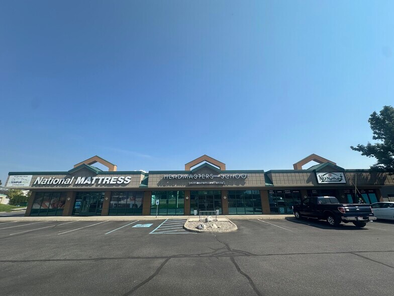 6235 N Sunshine St, Coeur d'Alene, ID à louer - Photo du bâtiment - Image 3 de 3